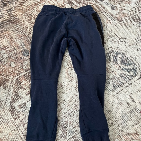 Boys NIKE TECH pants M - Picture 4 of 6